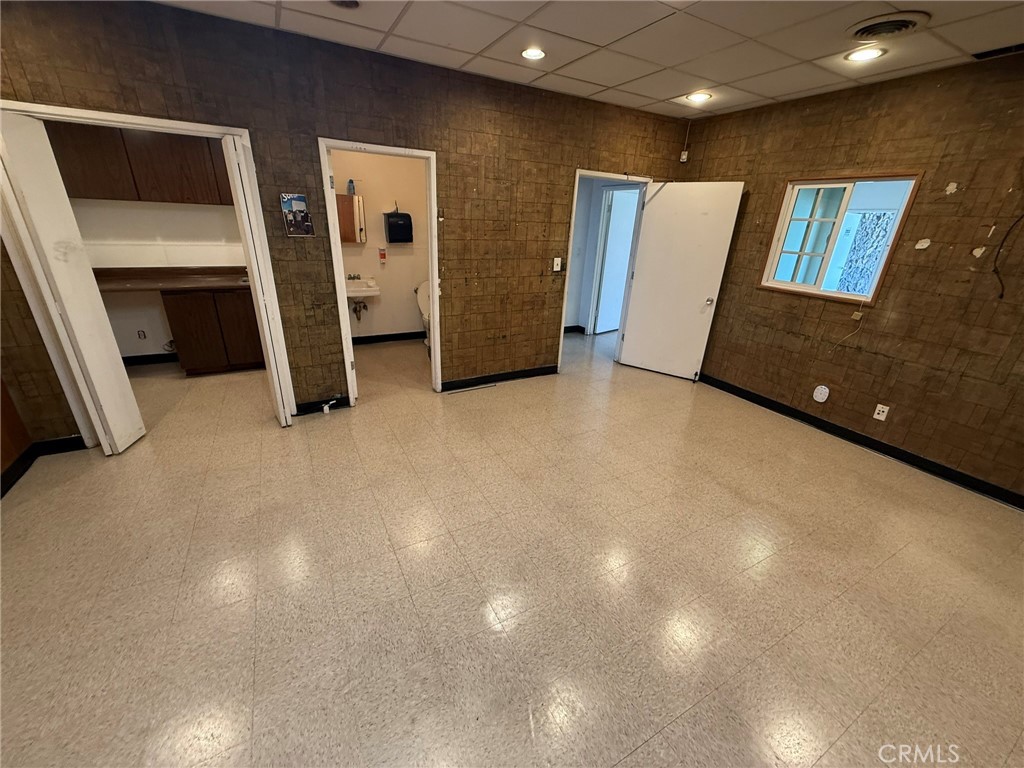 1201 W Jon Street Property Photo 33