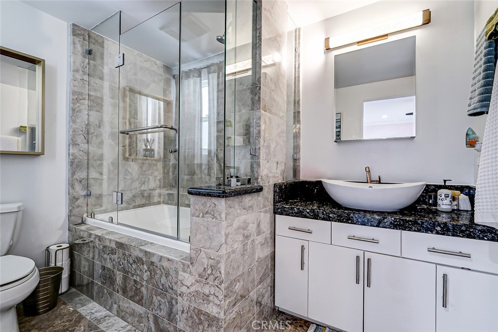 4758 La Villa Marina J Property Photo 17