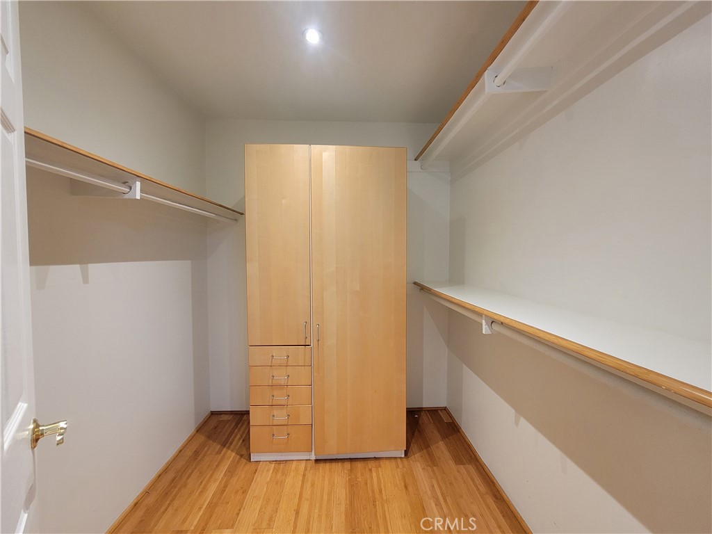 1414 W 180th Street Property Photo 17