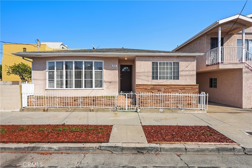 1412 S Mesa Street Property Photo 1