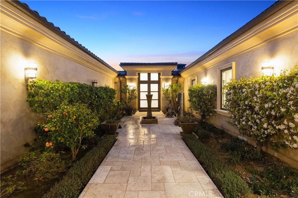 57 Via Del Cielo Property Photo 2