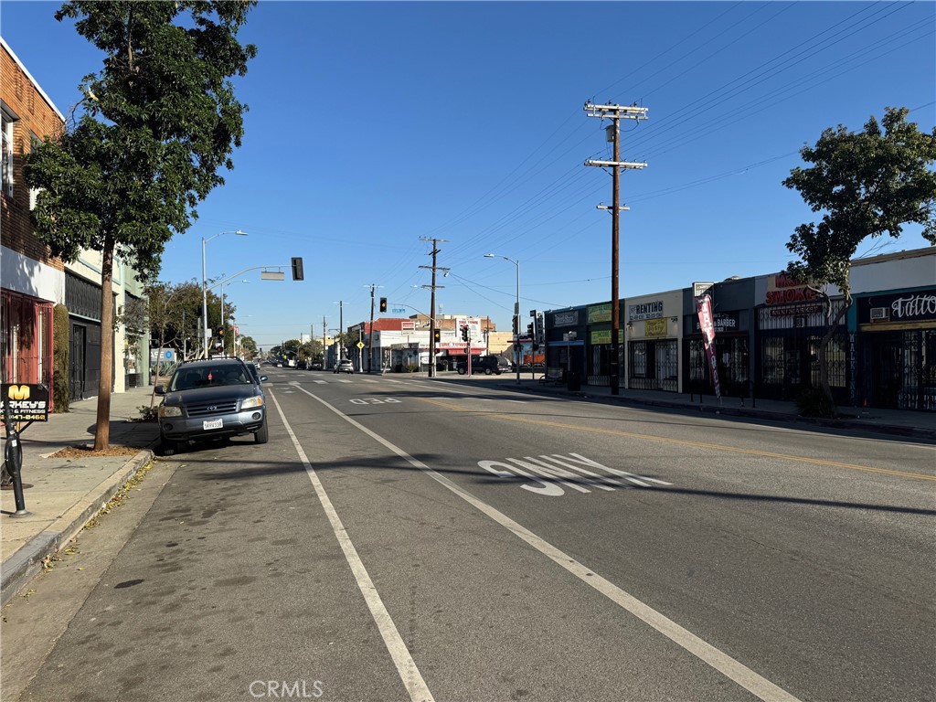 1100 S Pacific Avenue Property Photo 6