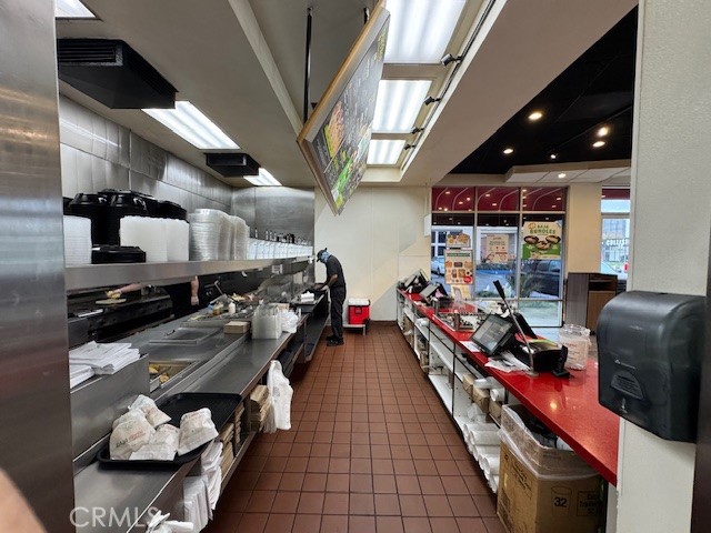 10760 Riverside Drive Property Photo 23