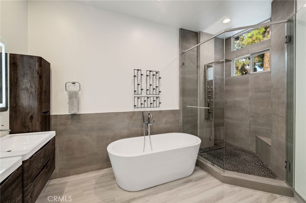 2119 Grant Avenue B Property Photo 26