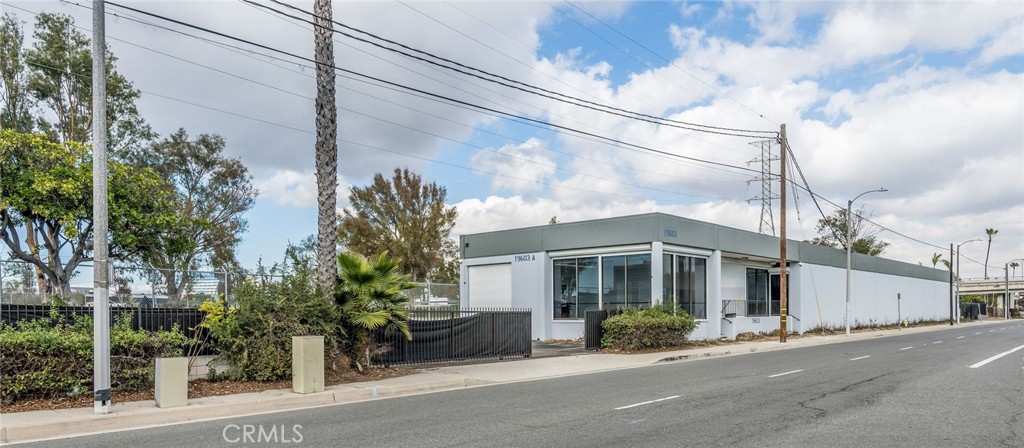 19603 Figueroa Street Property Photo 3