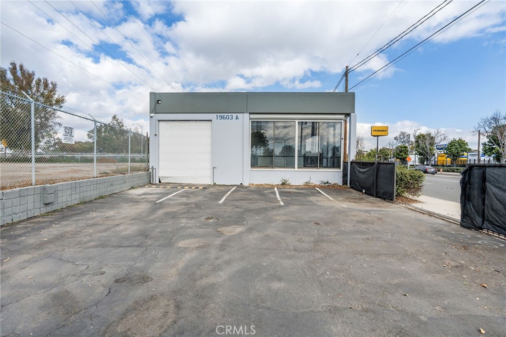 19603 Figueroa Street Property Photo 26