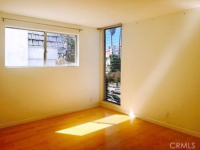 1033 3rd Street 109 Property Photo 7