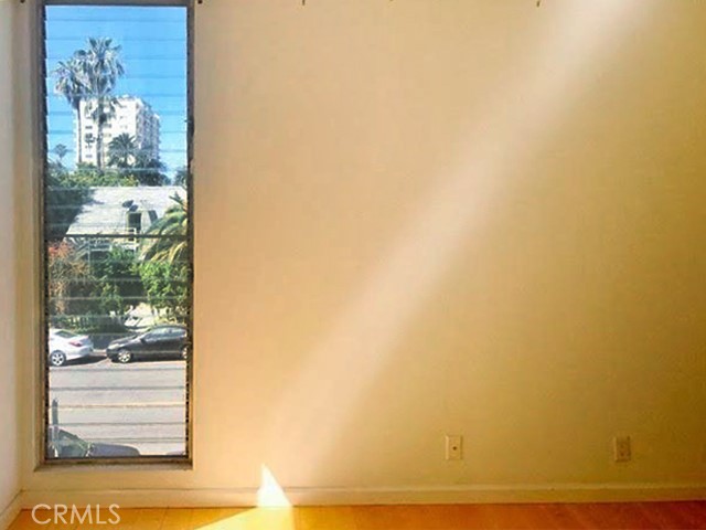 1033 3rd Street 109 Property Photo 9