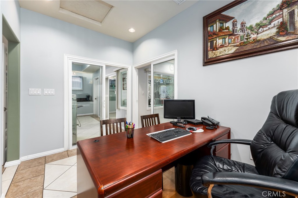 13426 Inglewood Avenue Property Photo 20