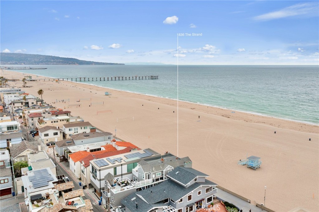 1836 The Strand Property Photo 5