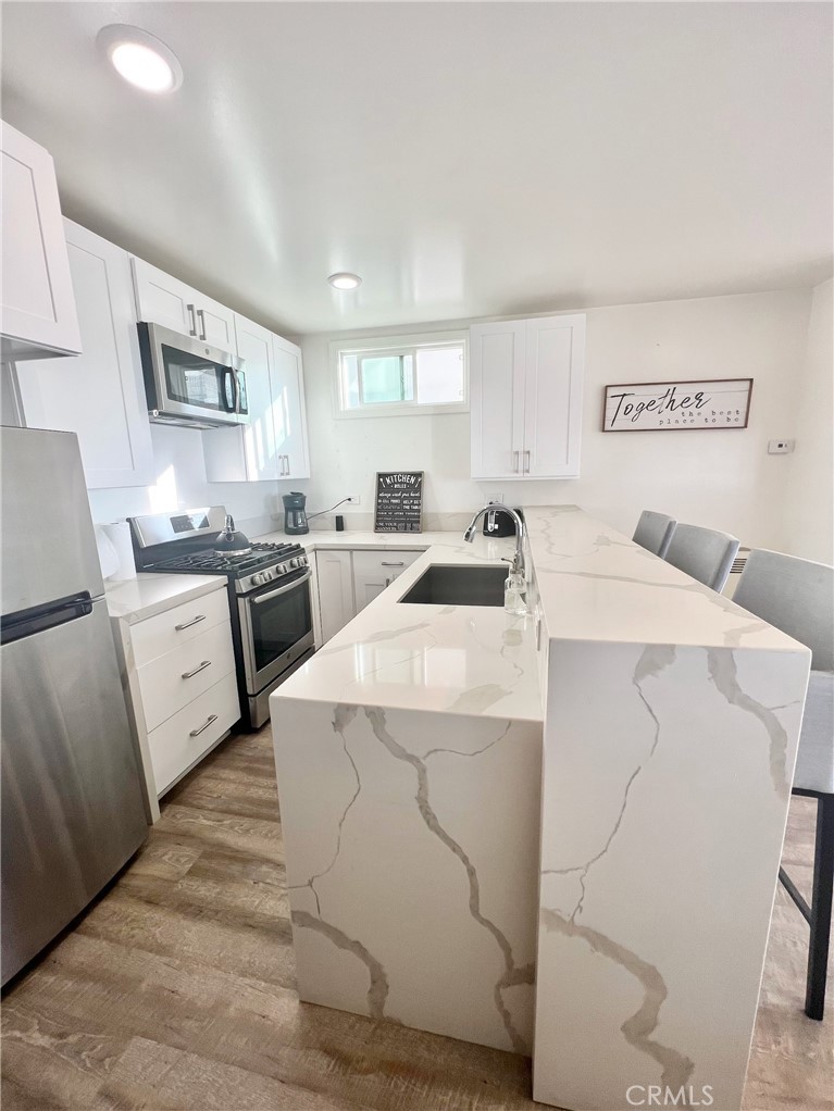 1836 The Strand Property Photo 47