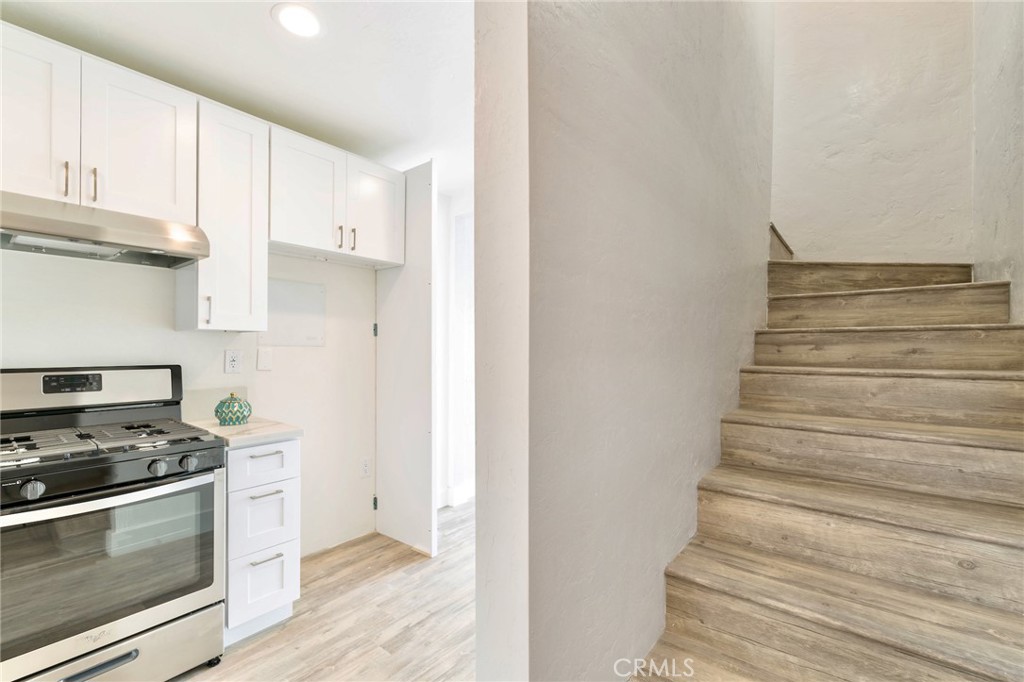 1836 The Strand Property Photo 60