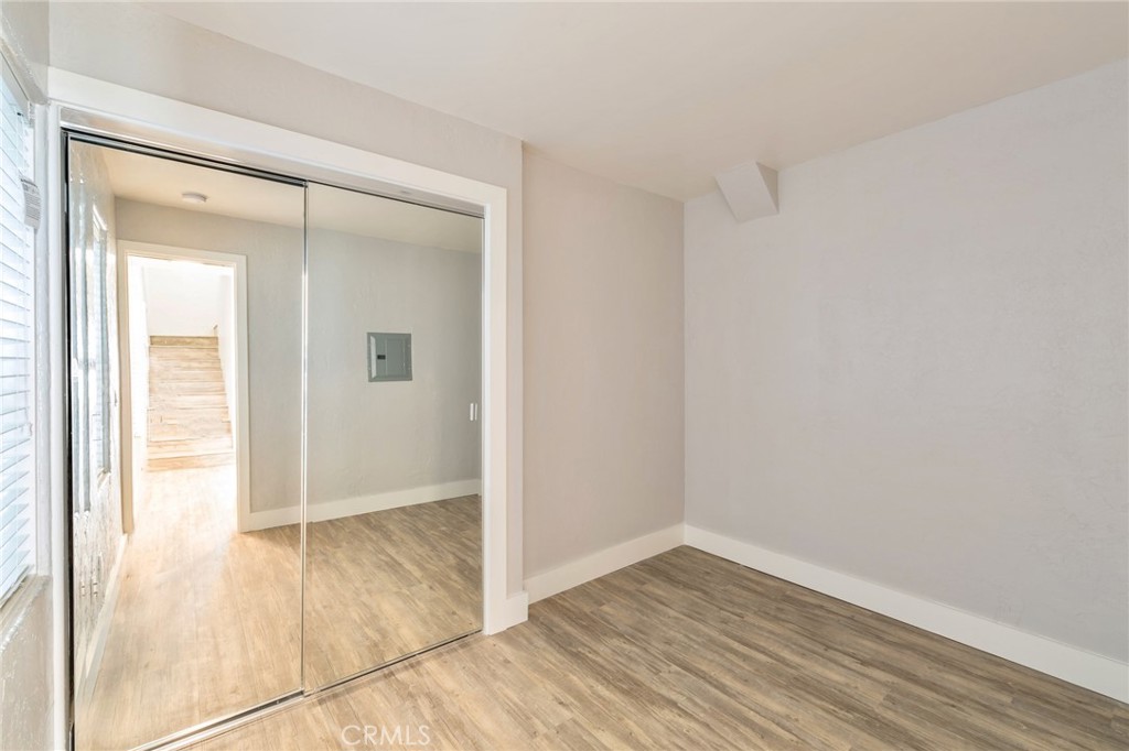 1836 The Strand Property Photo 63