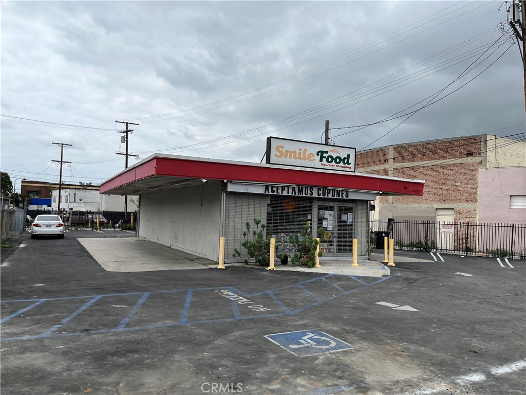 16 E Market Street Property Photo 2