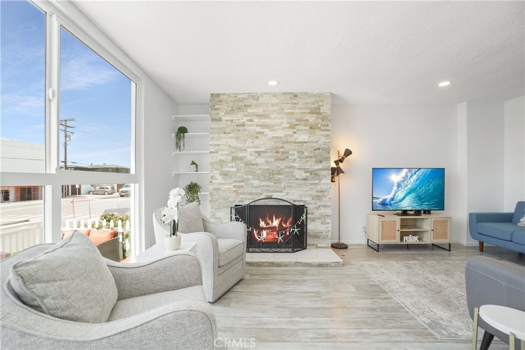 2728 Hermosa Avenue Property Photo