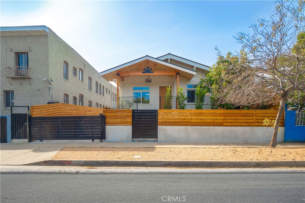 2520 Kent Street Property Photo