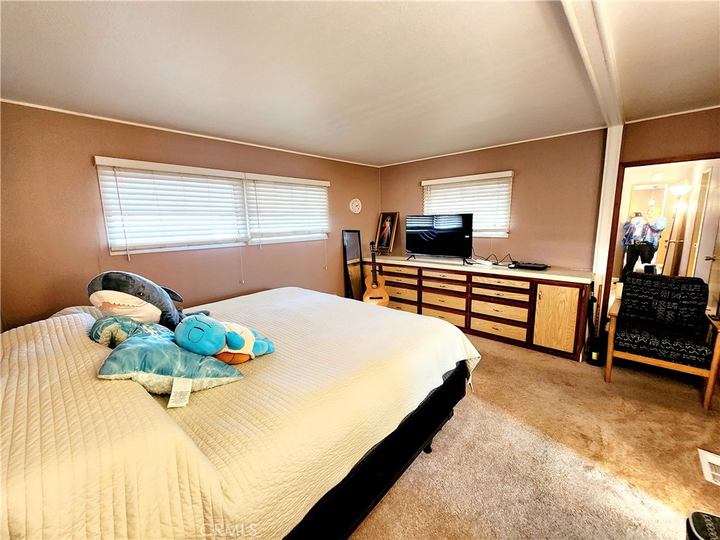 24200 Walnut 62 Property Photo 17