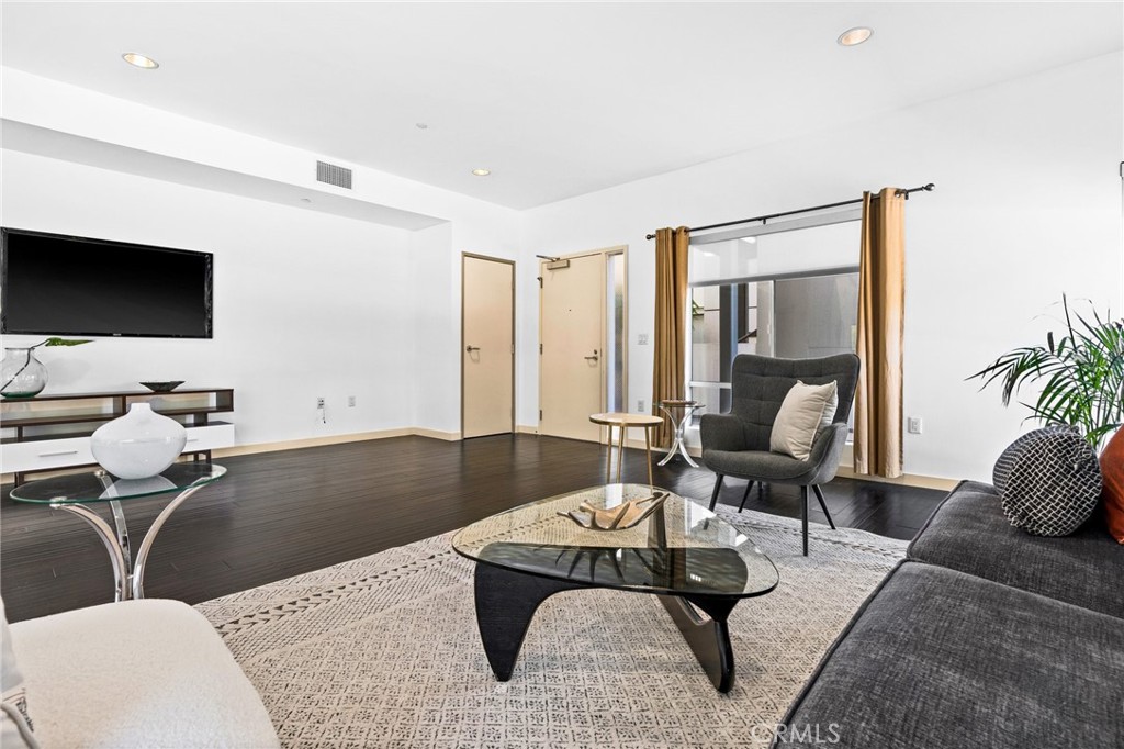 3119 Via Dolce 107 Property Photo 4