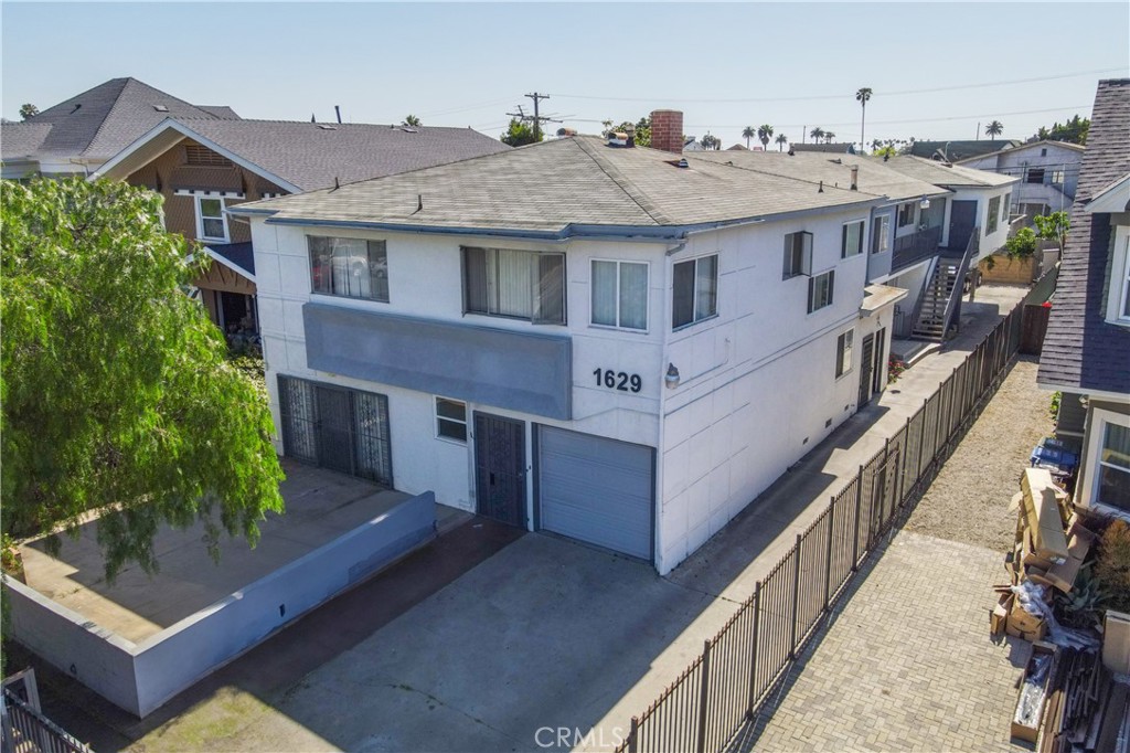 1629 S Van Ness Avenue Property Photo 1