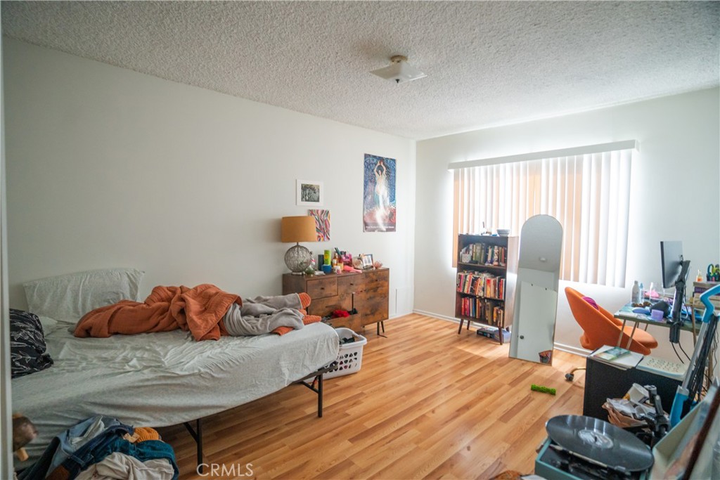1629 S Van Ness Avenue Property Photo 15
