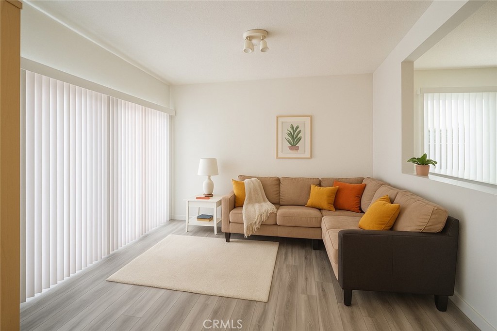 1629 S Van Ness Avenue Property Photo 21