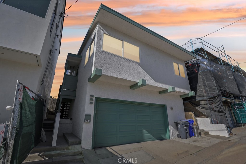 225 9th Street Property Photo