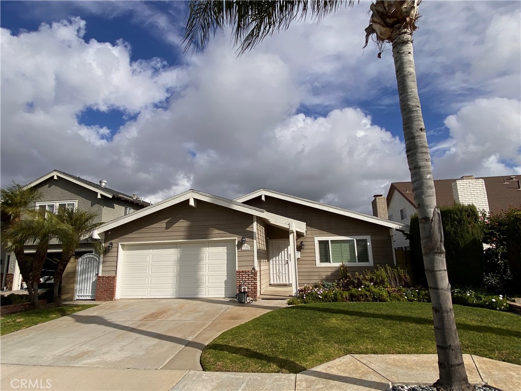 11598 Wake Circle Property Photo