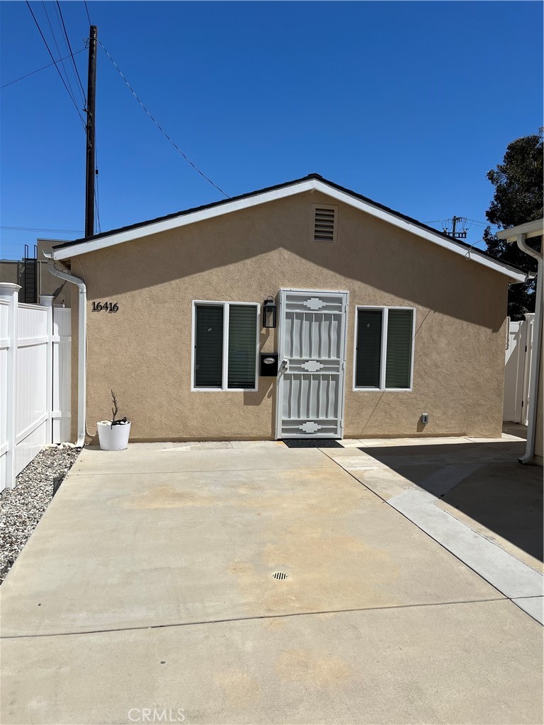 16416 Brighton Avenue Property Photo