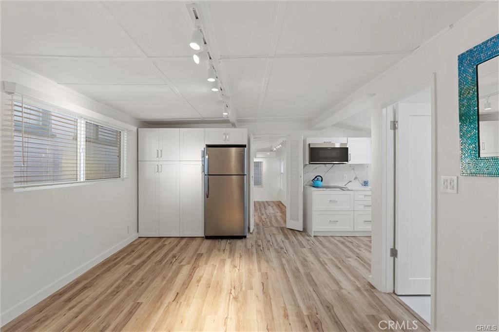 726 Esplanade Property Photo 24