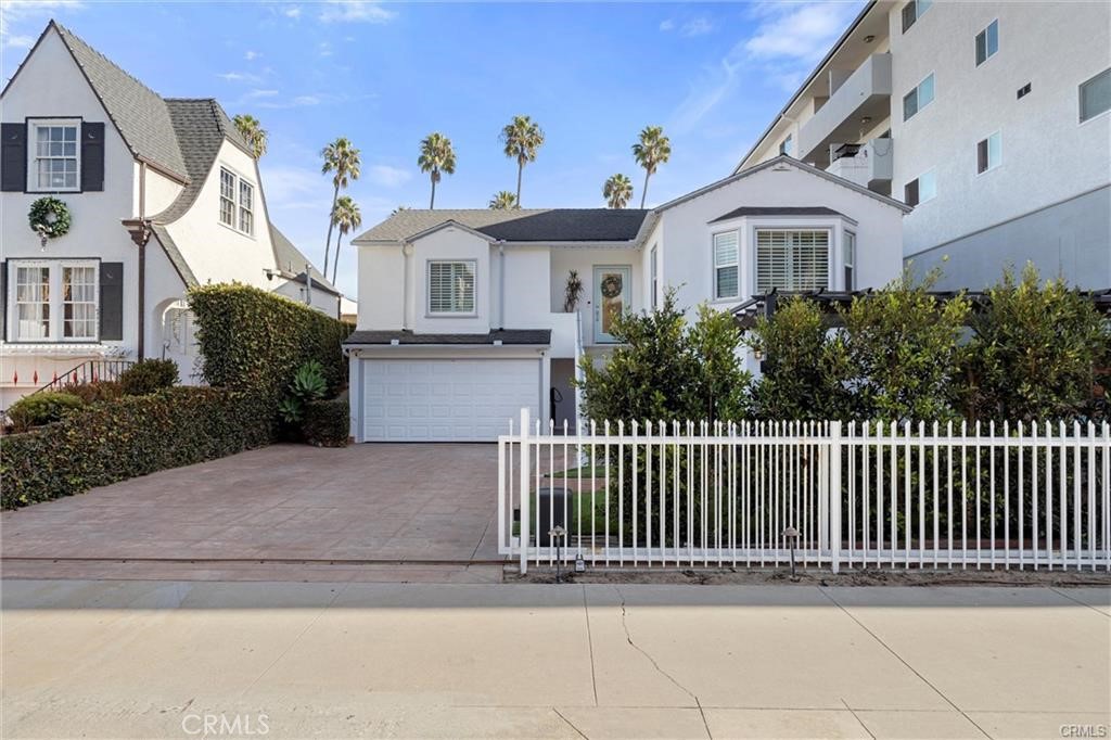 726 Esplanade Property Photo 39
