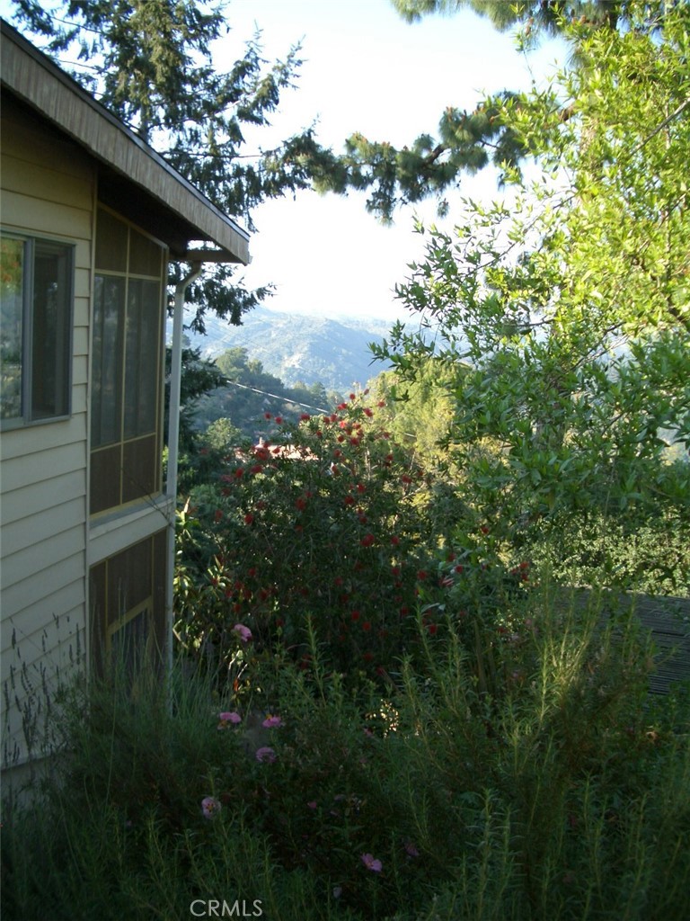 1525 Fernwood Pacific Drive Property Photo