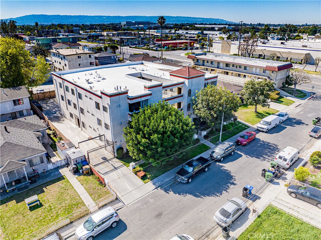 1652 W 204th Street Property Photo