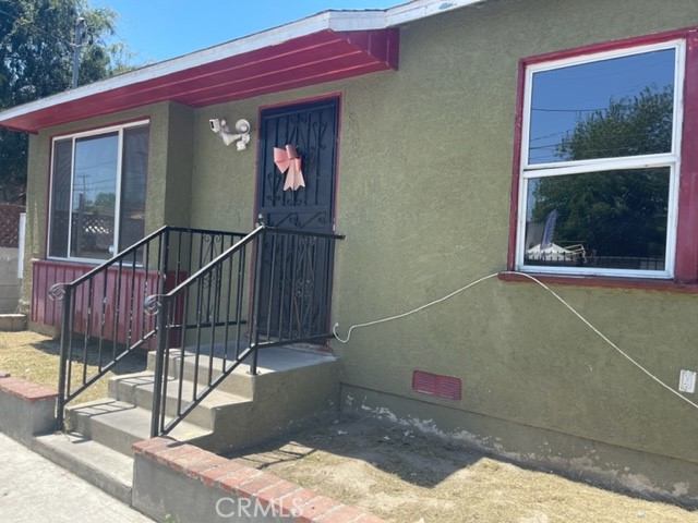 10807 Compton Avenue Property Photo 2