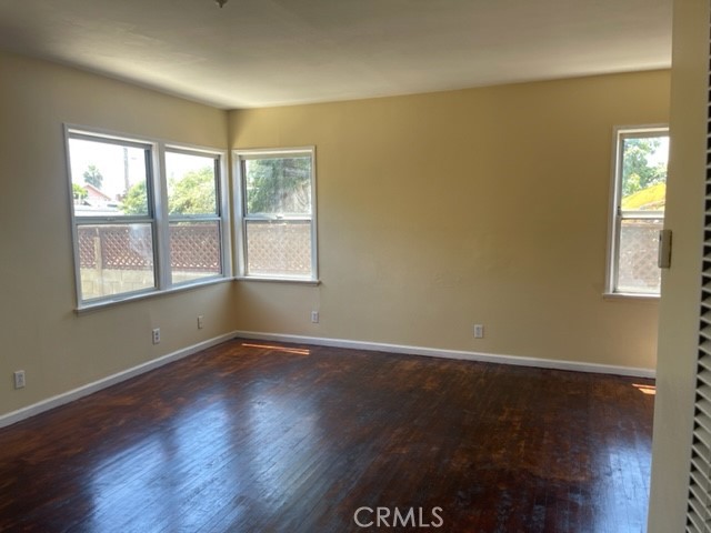 10807 Compton Avenue Property Photo 8