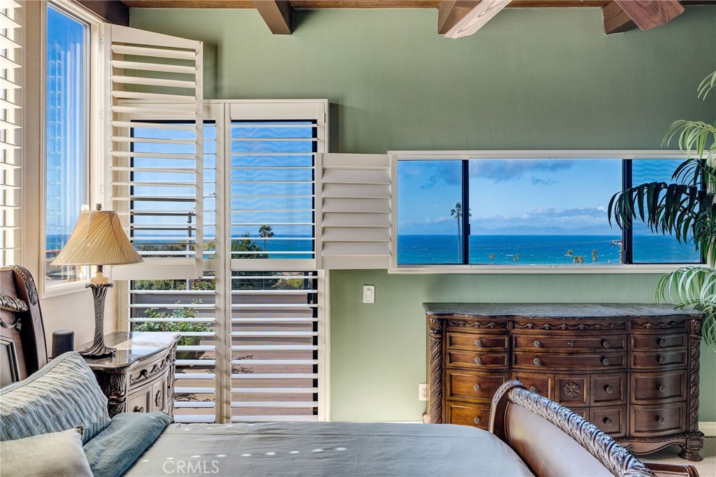 424 Palos Verdes Boulevard Property Photo