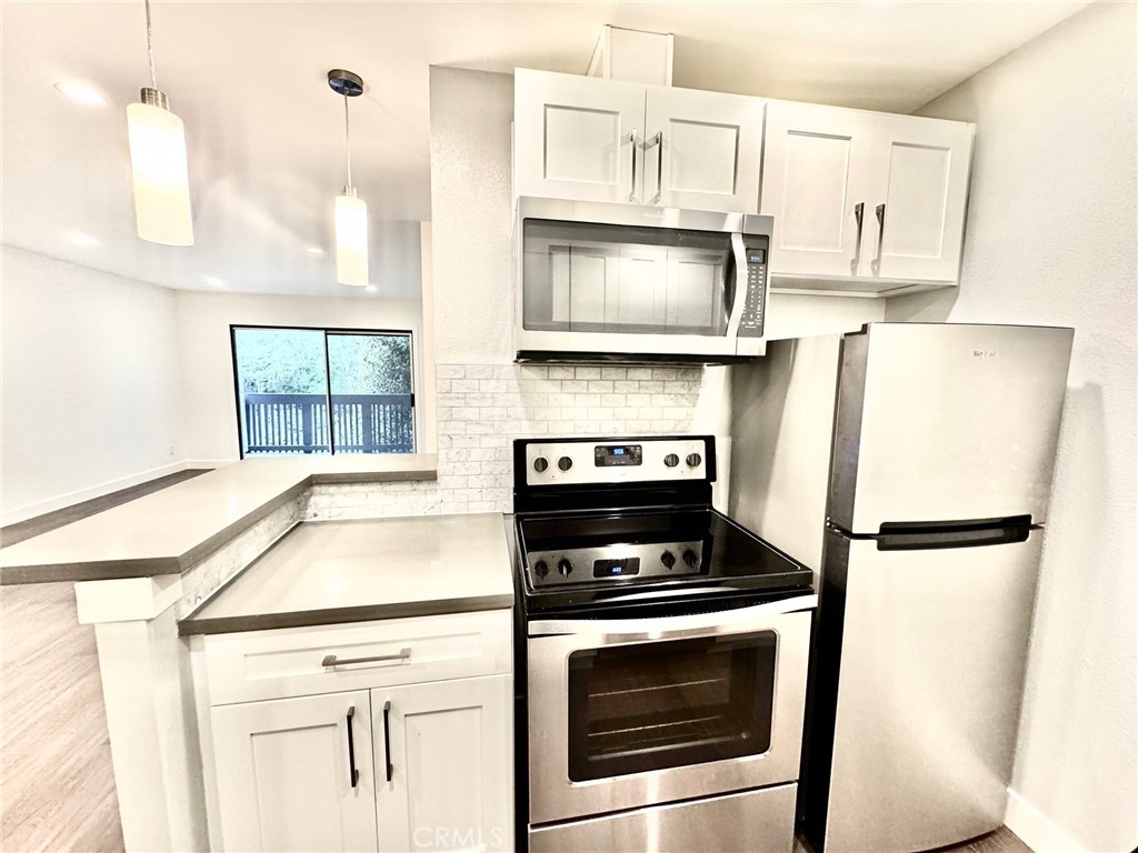 90274 Real Estate Listings Main Image