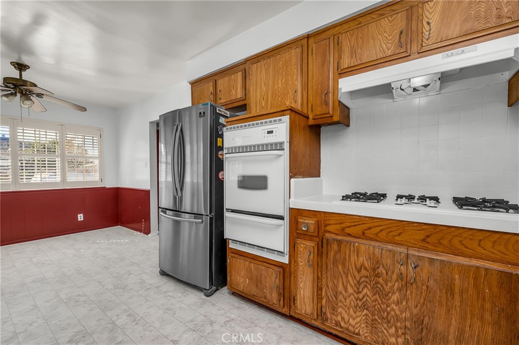 11838 Oxford Avenue Property Photo 7