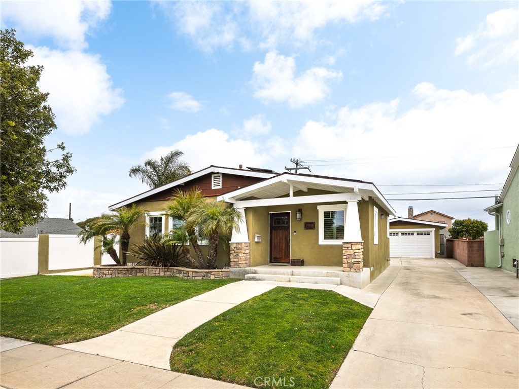 131 West Torrance Real Estate Listings Main Image
