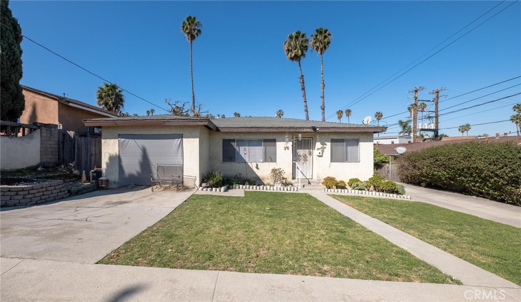 25911 Hillworth Avenue Property Photo