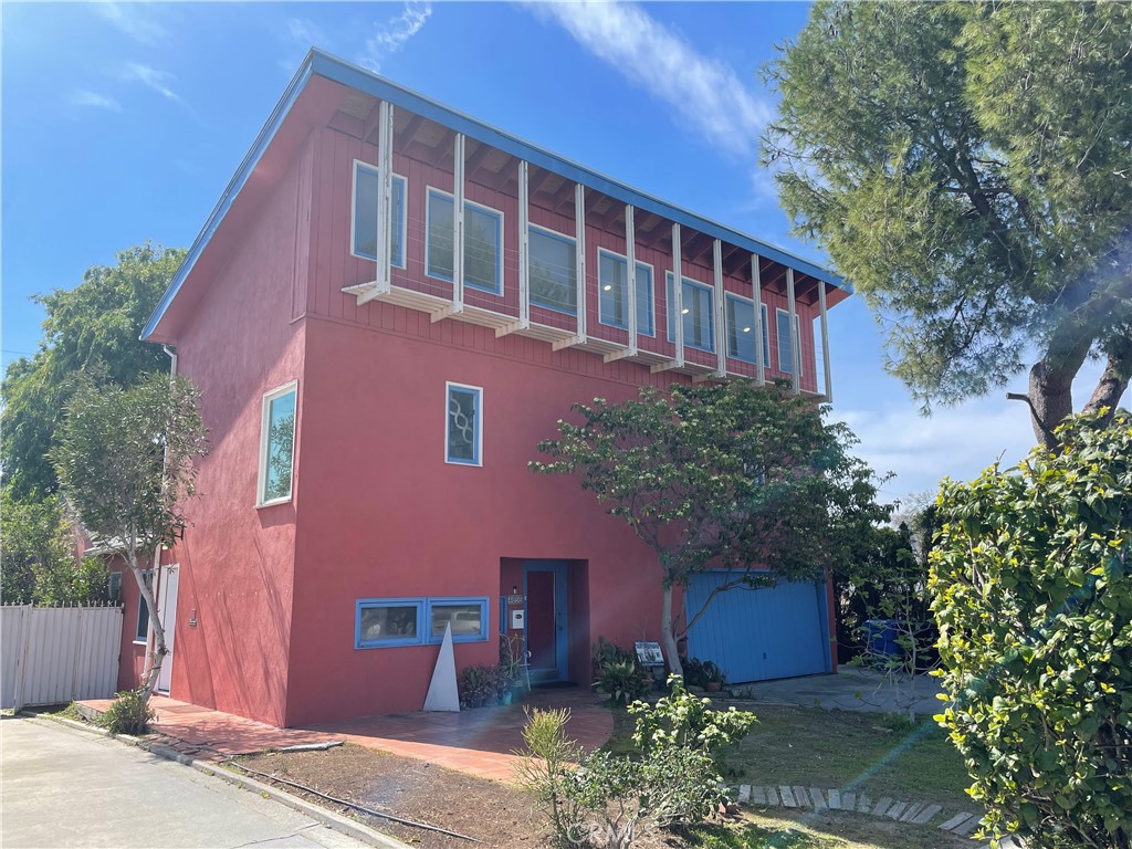 4856 W 63rd Street Property Photo