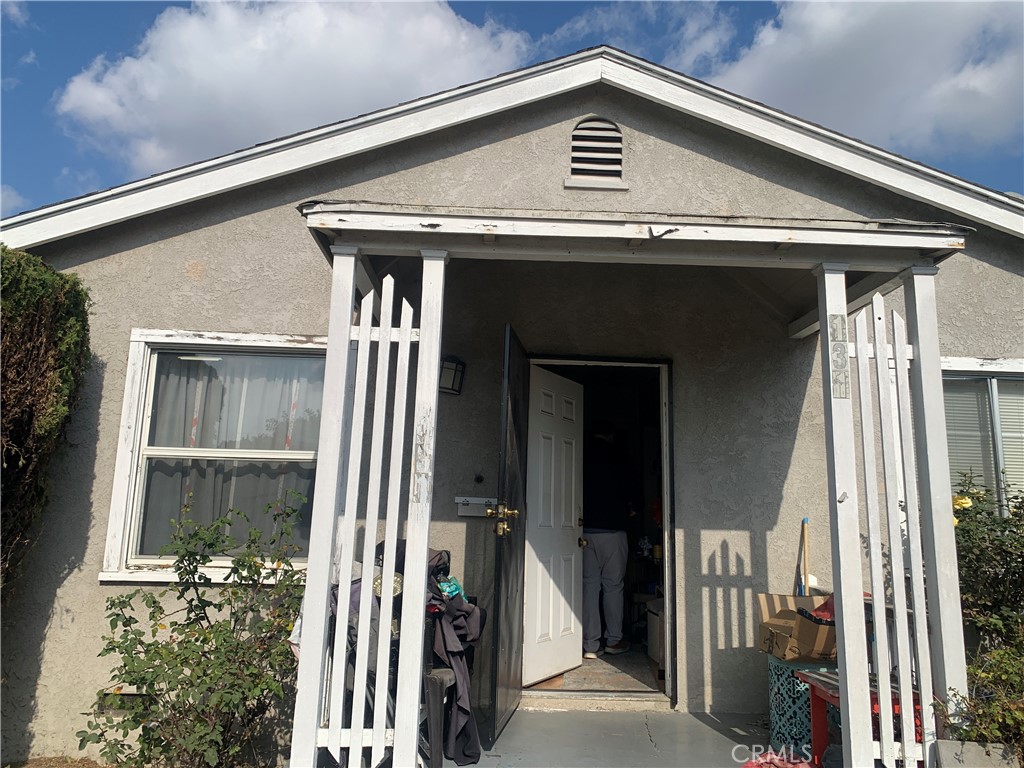 131 E Plymouth Street Property Photo