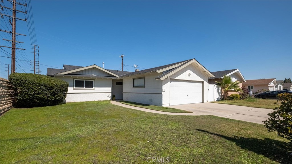503 E 222nd Street Property Photo