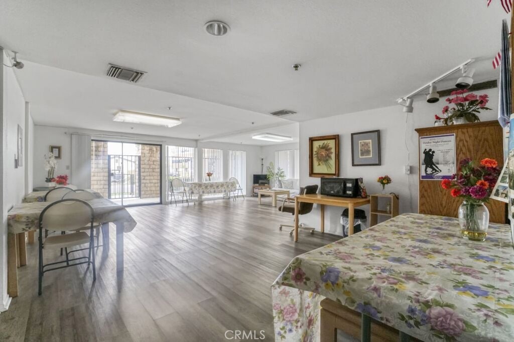 1850 Williams Street Property Photo 10