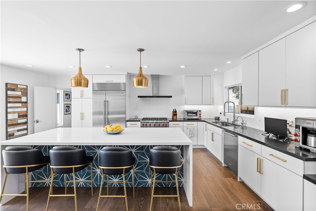 8215 Calabar Avenue Property Photo
