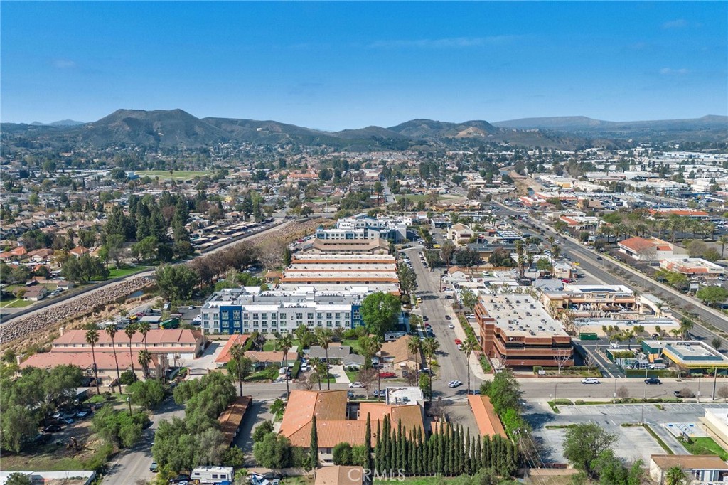 1850 Williams Street Property Photo 15
