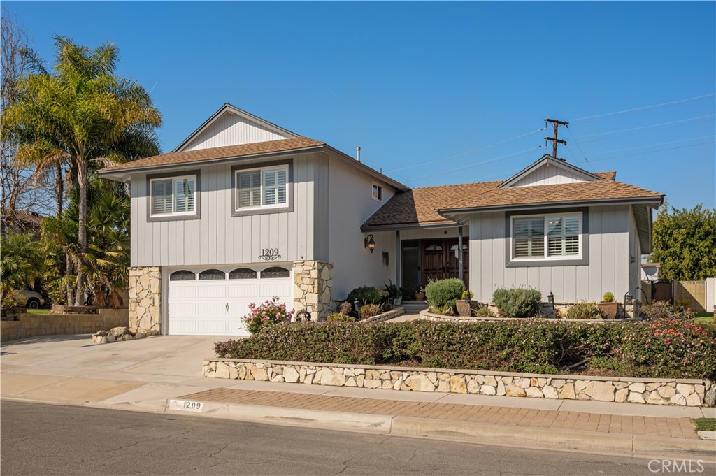 1209 Woodbury Drive Property Photo