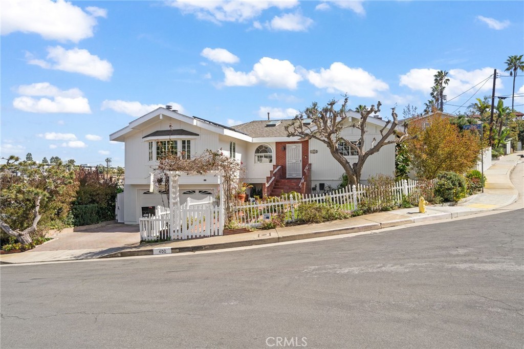 400 Campdell Street Property Photo 1