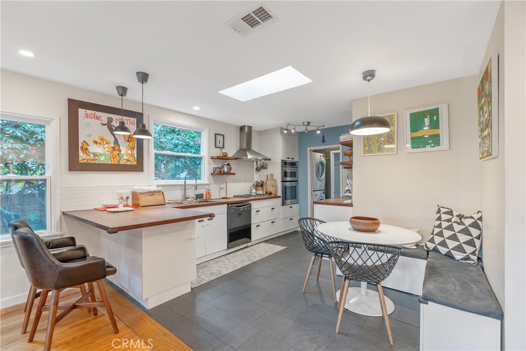3755 Tilden Avenue Property Photo