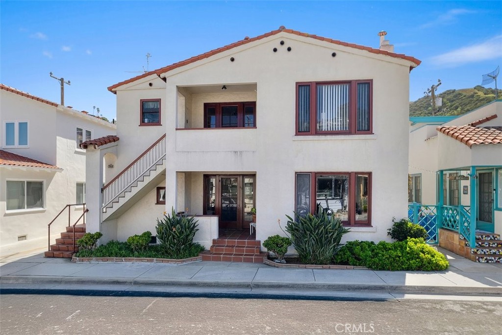 308 Catalina Avenue Property Photo