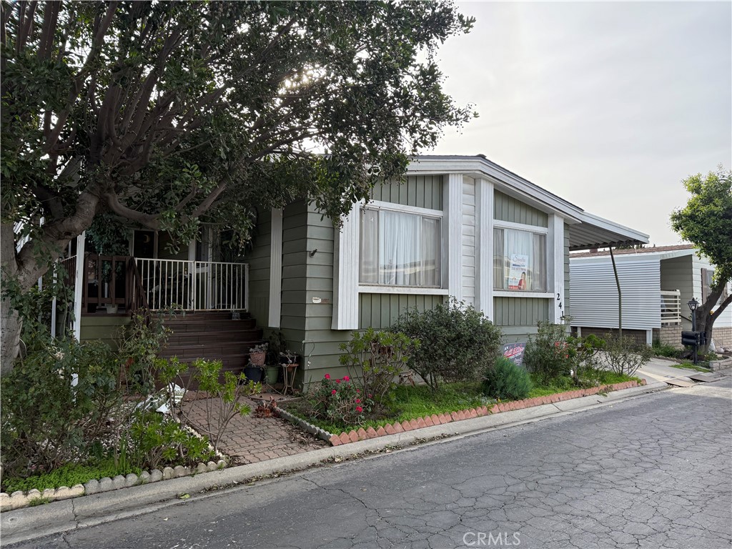 90810 Real Estate Listings Main Image